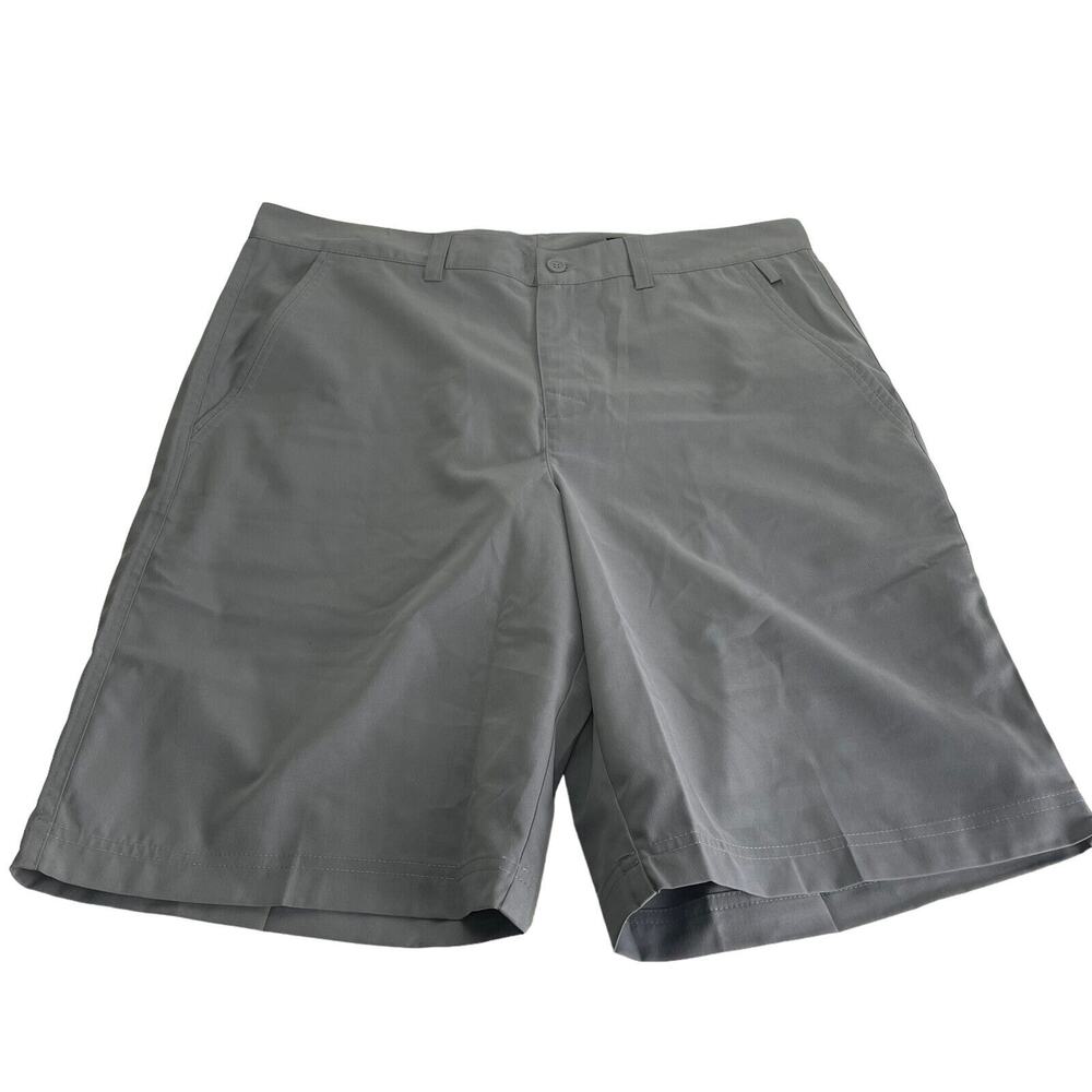 smallwoods yacht wear gray Chino shorts Size 32